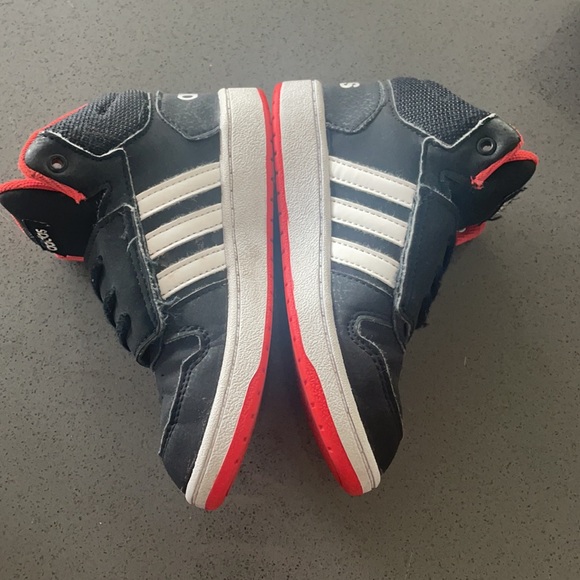 COPY - Adidas toddler boys sneaker - Picture 2 of 5